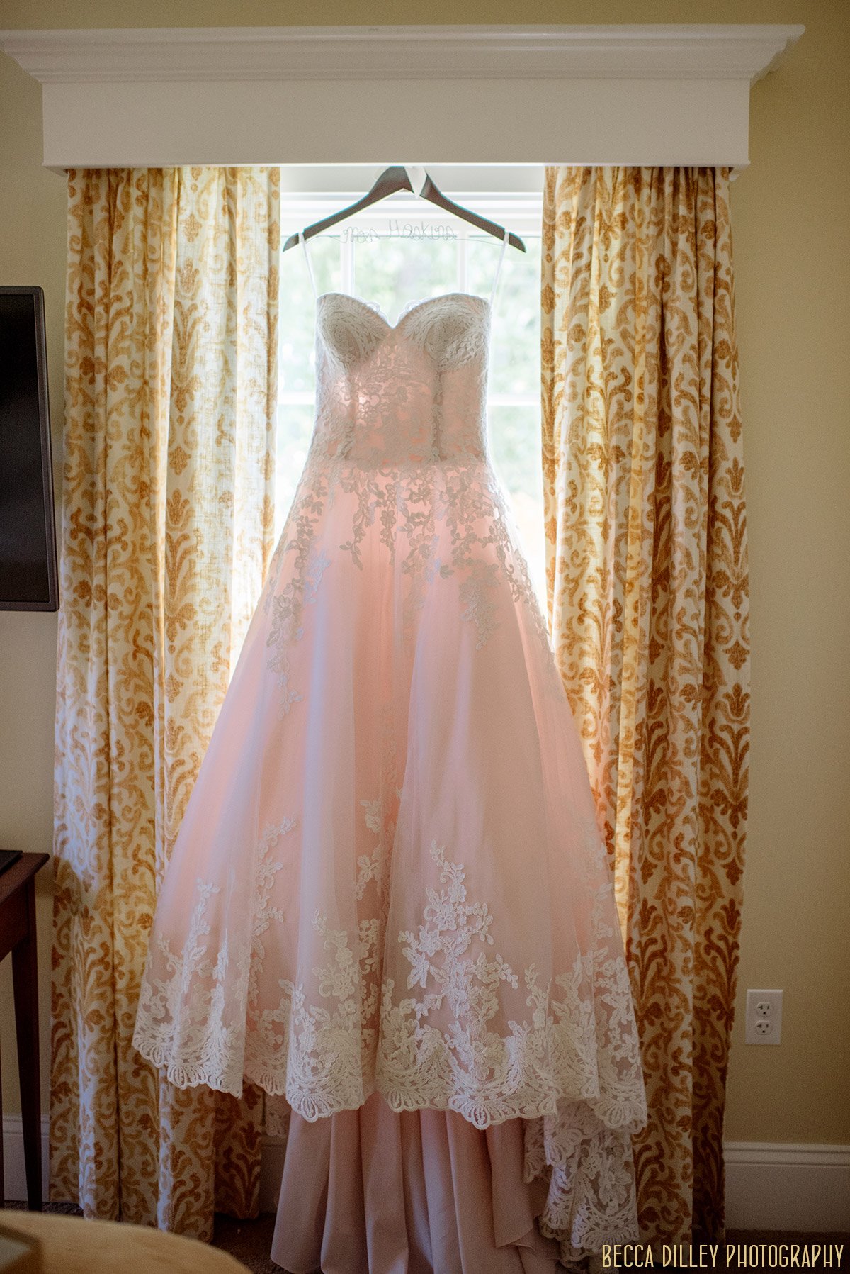 Sturbridge MA wedding at Publik House autumn